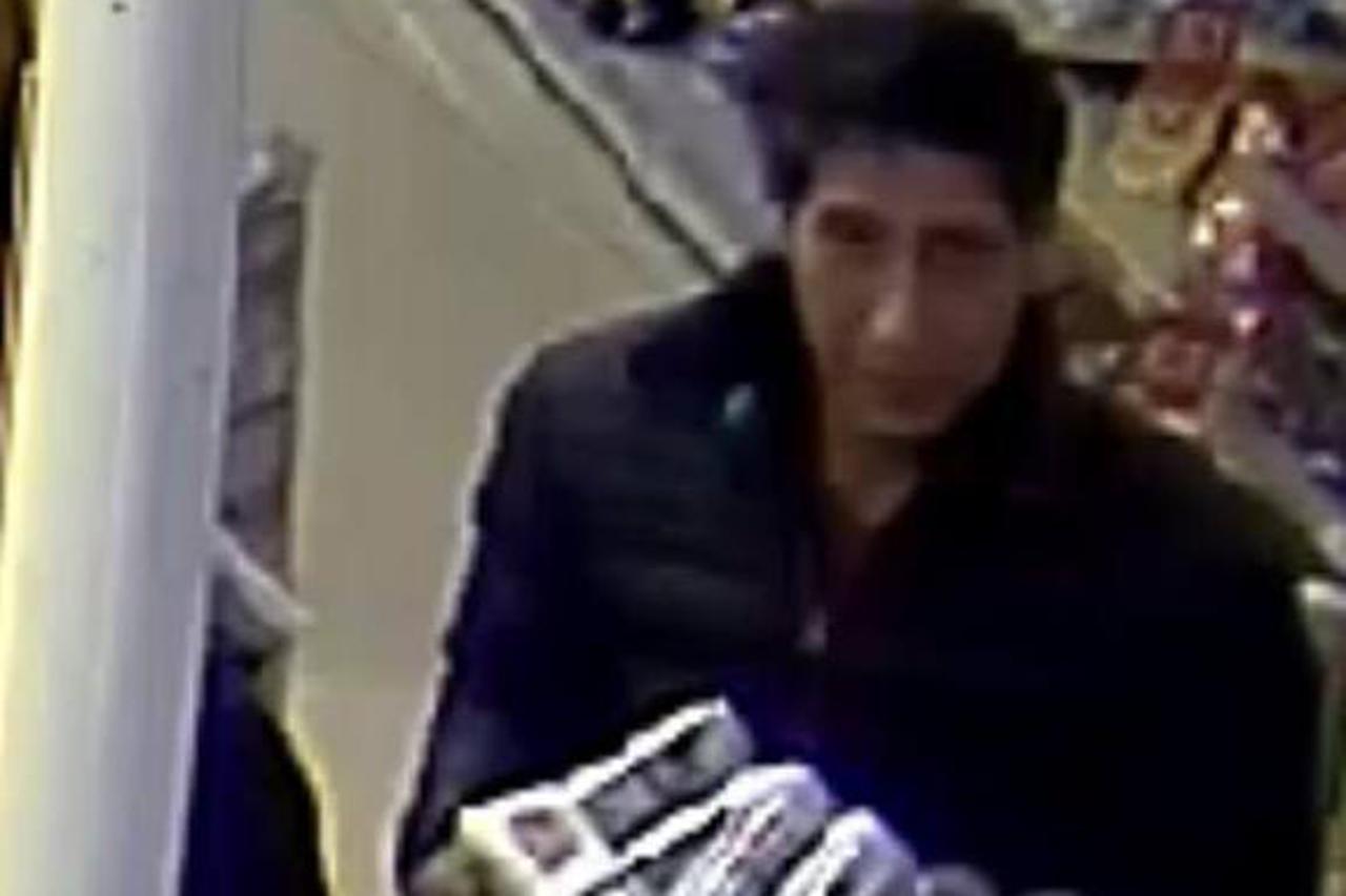 Lopov koji izgleda kao David Schwimmer