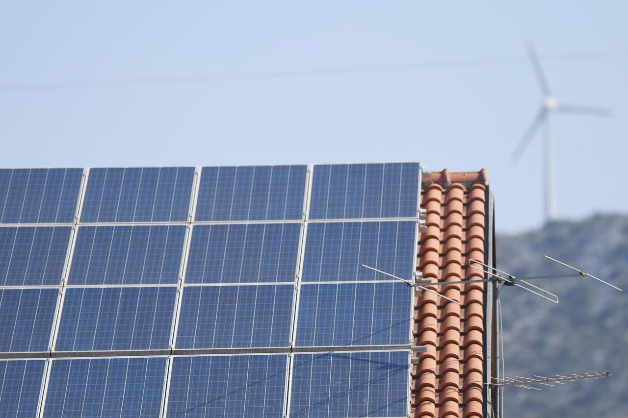 Vlada RH najavila je oslobođenje od PDV-a na solarne panele