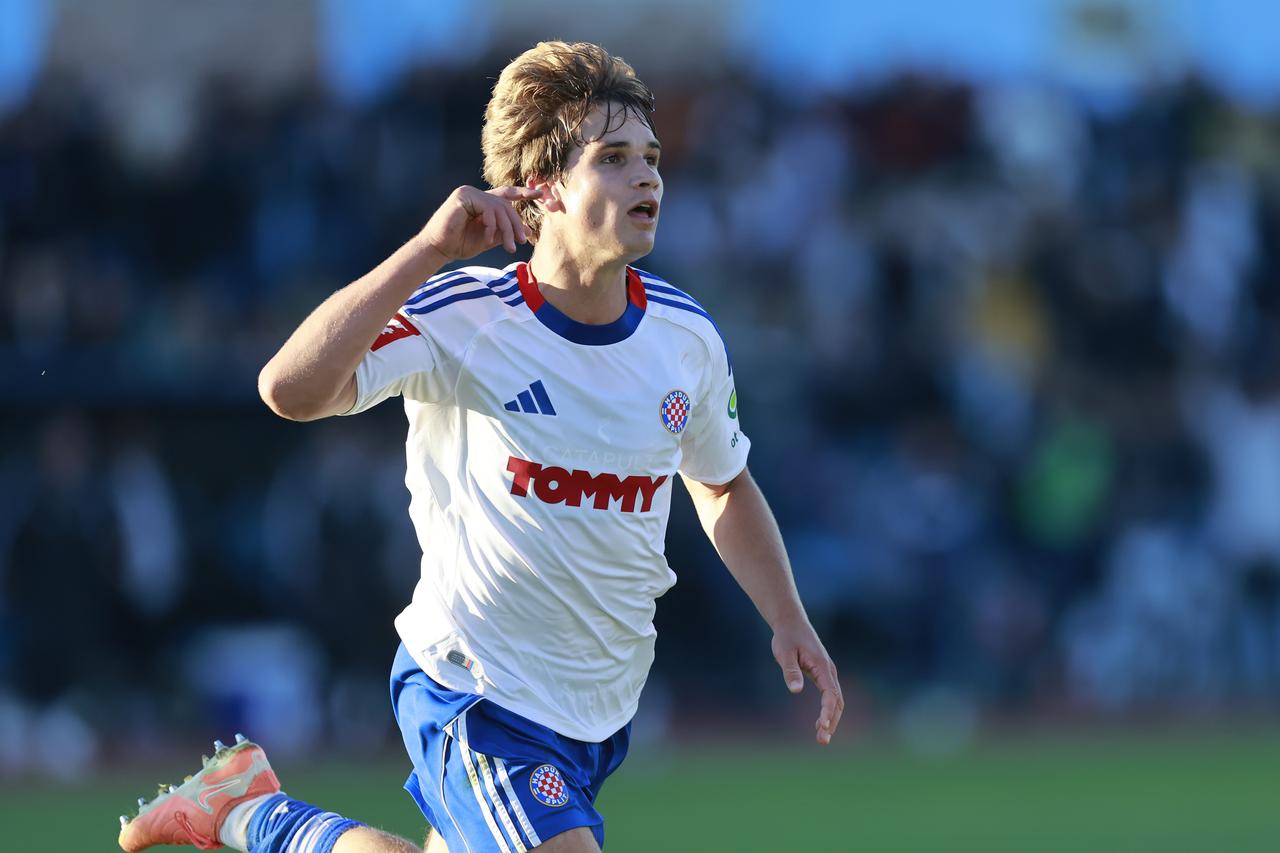 Vinkovci: NK Vukovar i HNK Hajduk sastali se u 9 kolu Prve HNL