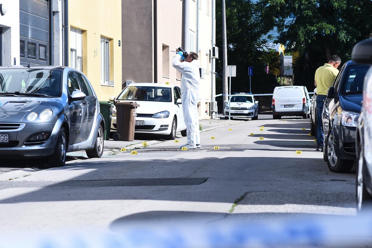 Zagreb: U Pregradskoj ulici na Trešnjevci nekoliko vozila oštećeno je u eksploziji, očevid u tijeku