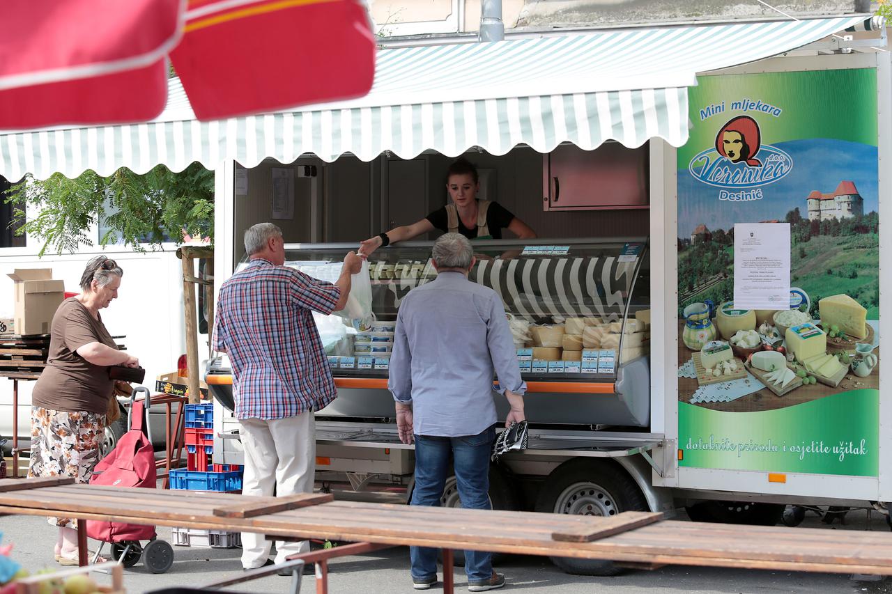 Unatoc najavama stanje na trznici Britanac je normalno i nema delozacija korisnika