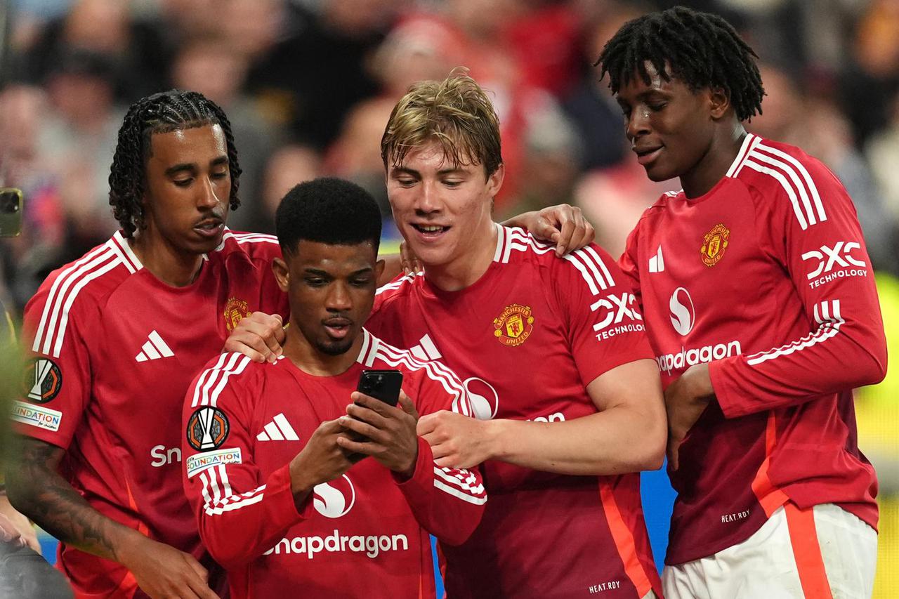 Manchester United V Athletic Bilbao - UEFA Europa League - Semi Final - Second Leg - Old Trafford