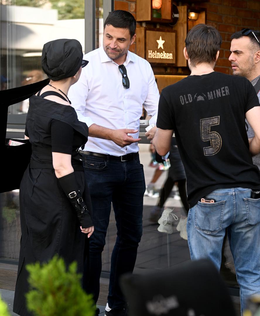 06.07.2024., Zagreb - Davor Bernardic pozdravio se s Mirelom Holy u setnji gradom. Photo: Marko Lukunic/PIXSELL