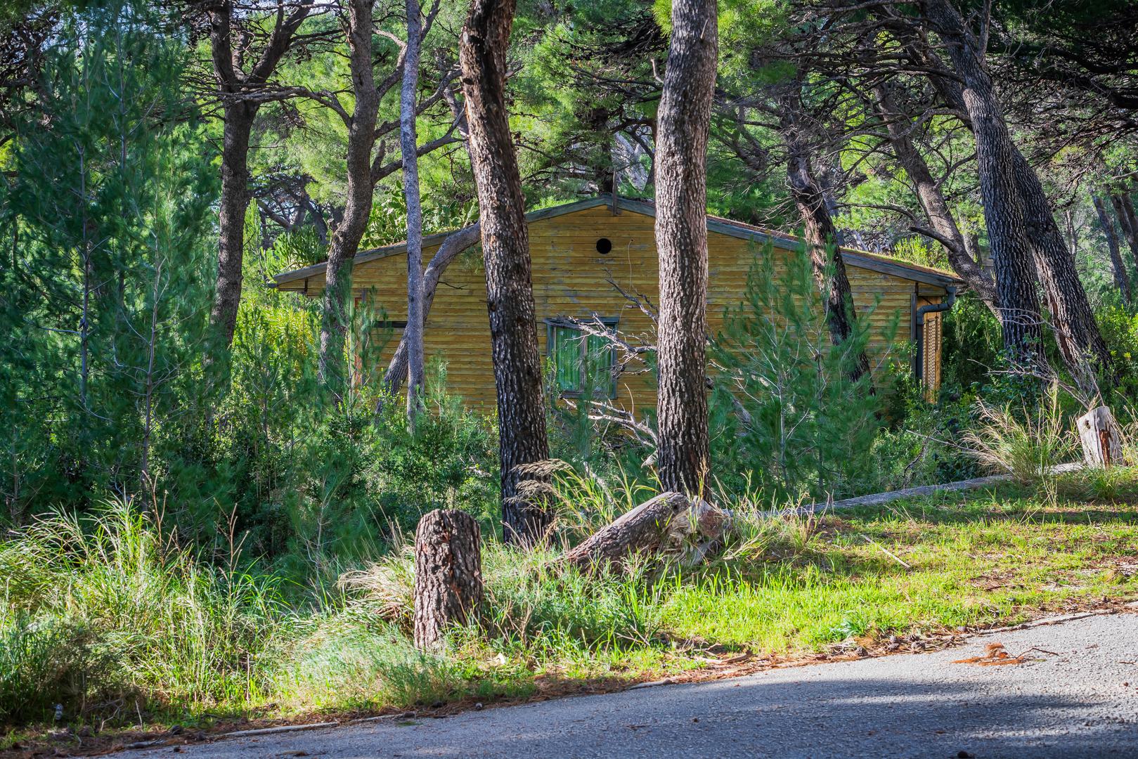 Borova šuma, kristalno čisto more, miris soli i smole – sve to stvaralo je savršene uvjete za liječenje. 