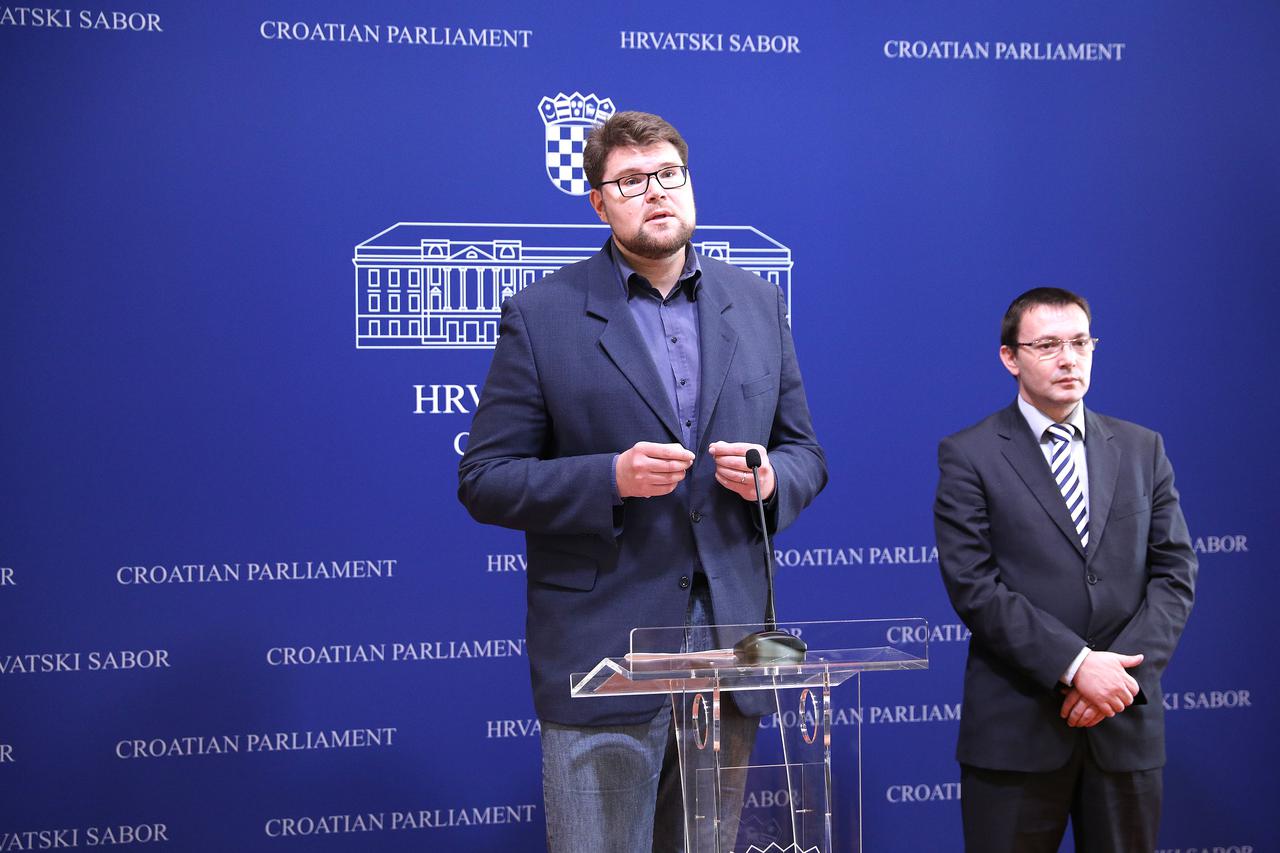 Peđa Grbin Arsen Bauk