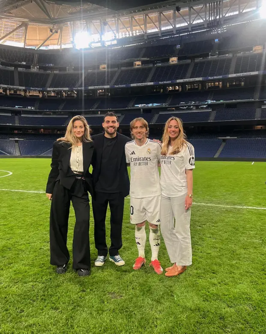 Kasnije mu se na Jadranu pridružio Luka Modrić. 