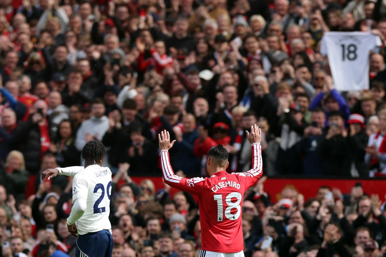 Premier League - Manchester United v Nottingham Forest