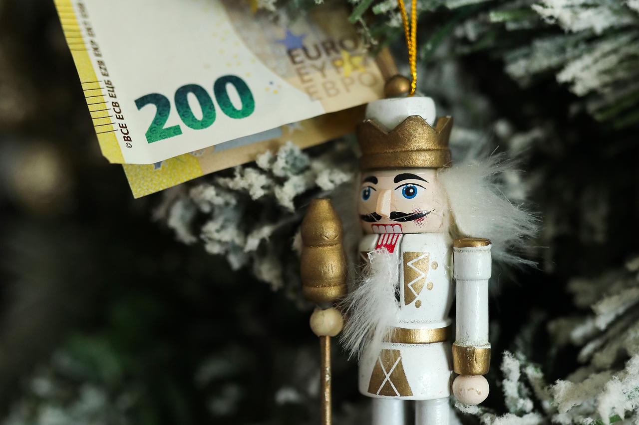 Božićnica u eurima 