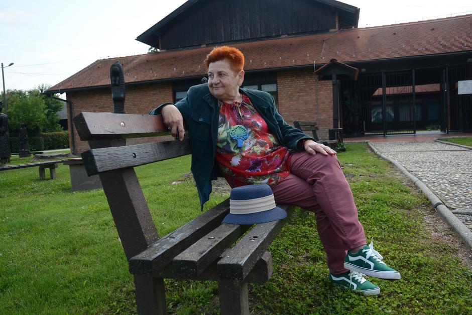 Božica Jelusic, hrvatska pjesnikinja i književnica