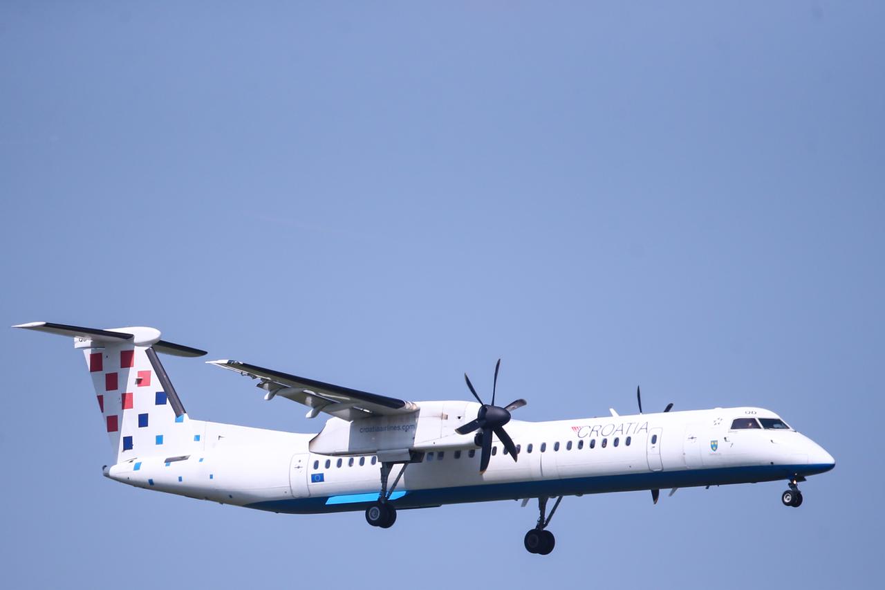 Croatia Airlines Dash