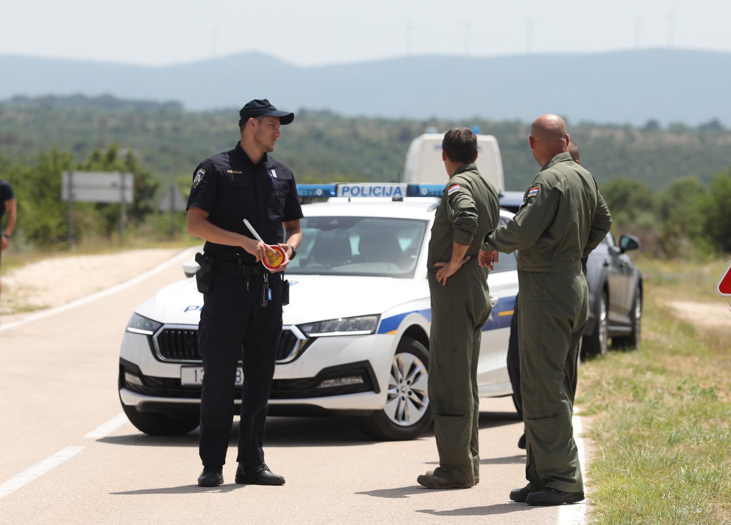 21.06.2023., Pakovo Selo - U kanjonu rijeke Cikole na podrucju Pakova Sela u Sibensko-kninskoj zupaniji srusio se helikopter madjarskih oruzanih snaga koji se u Hrvatskoj nalazi na obuci. Photo: Dusko Jaramaz/PIXSELL