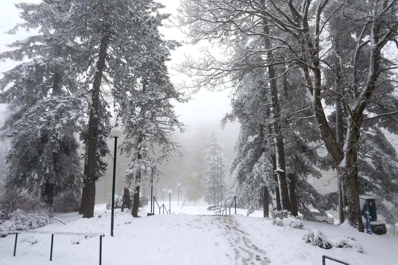 Snježna idila na Sljemenu