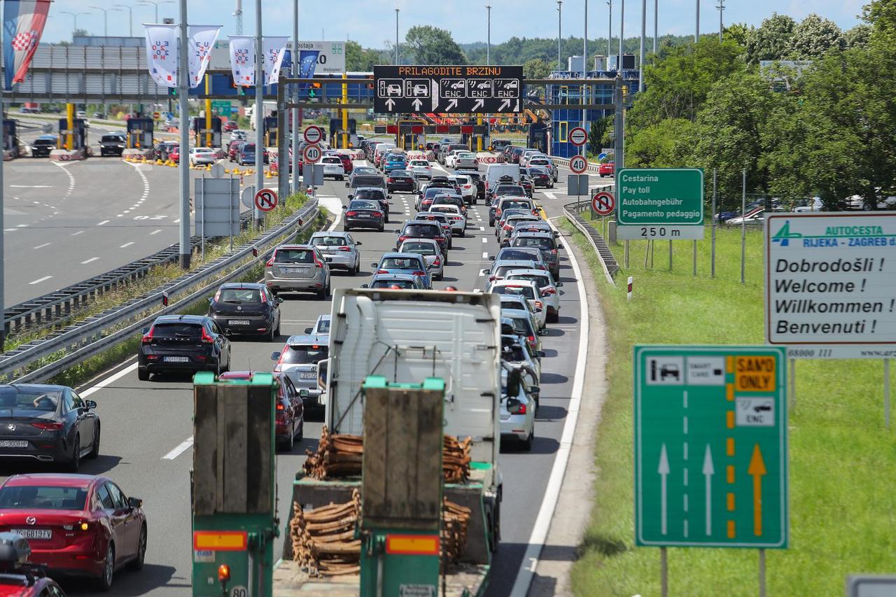 Zagreb: Gužve na naplatnoj postaji Lučko