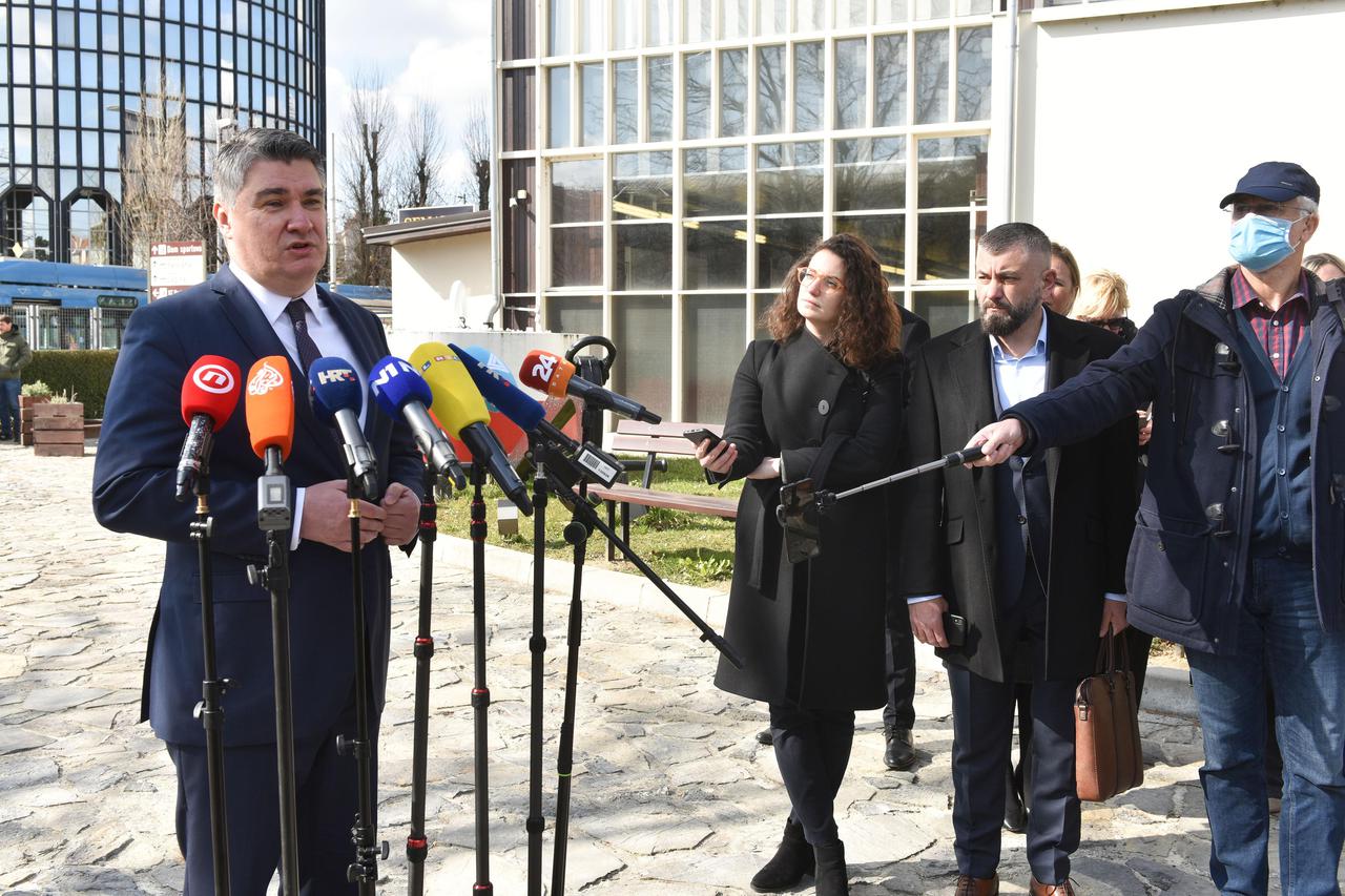 Zagreb: Predsjednik Milanović dao je izjavu medijima nakon obilaska izložbe "Žene i tehnika"