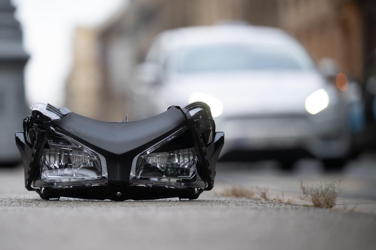 Zagreb:  U prometnoj nesreći sudjelovali su motocikl i automobil 