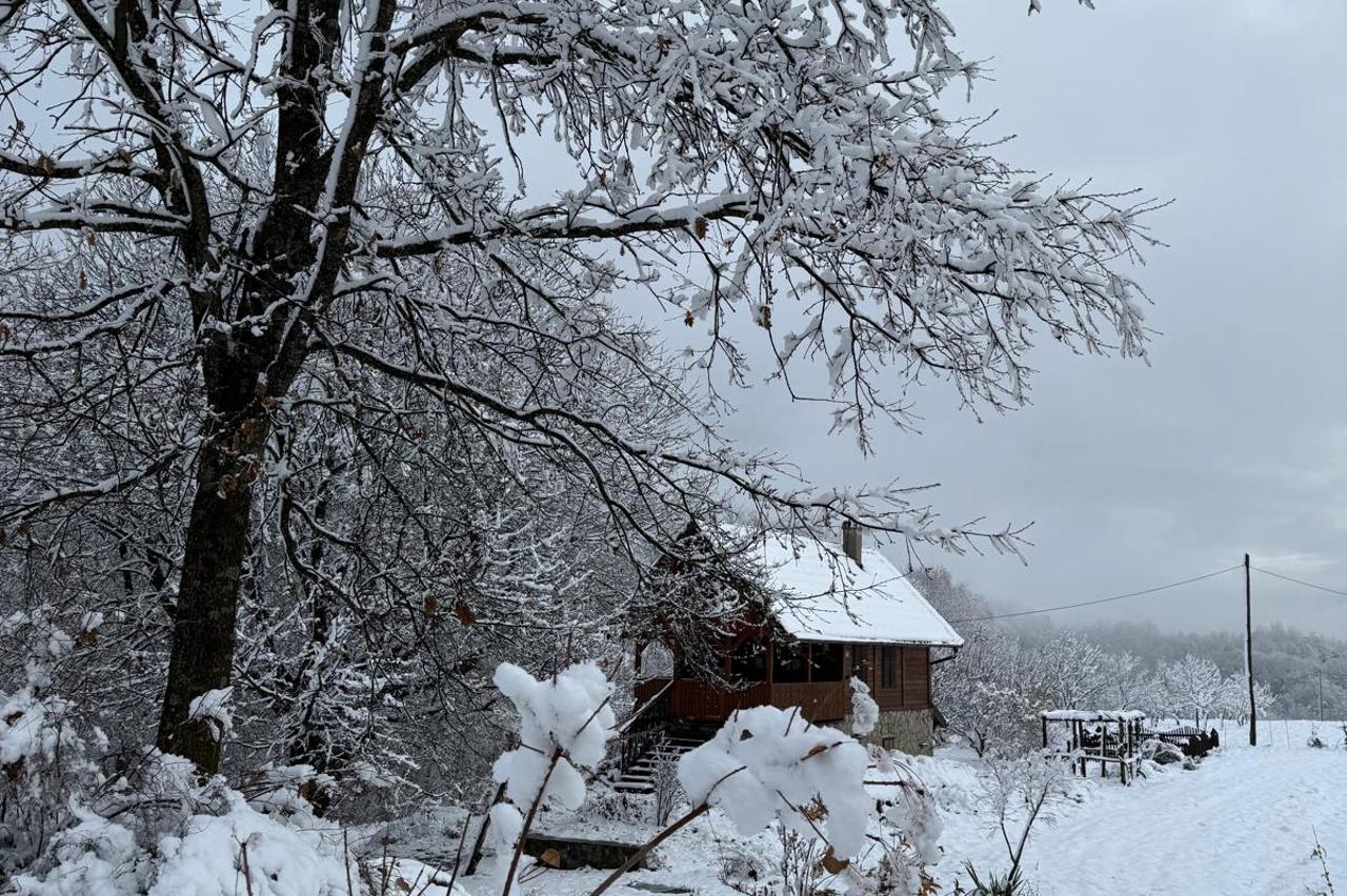Žumberak prekriven snijegom