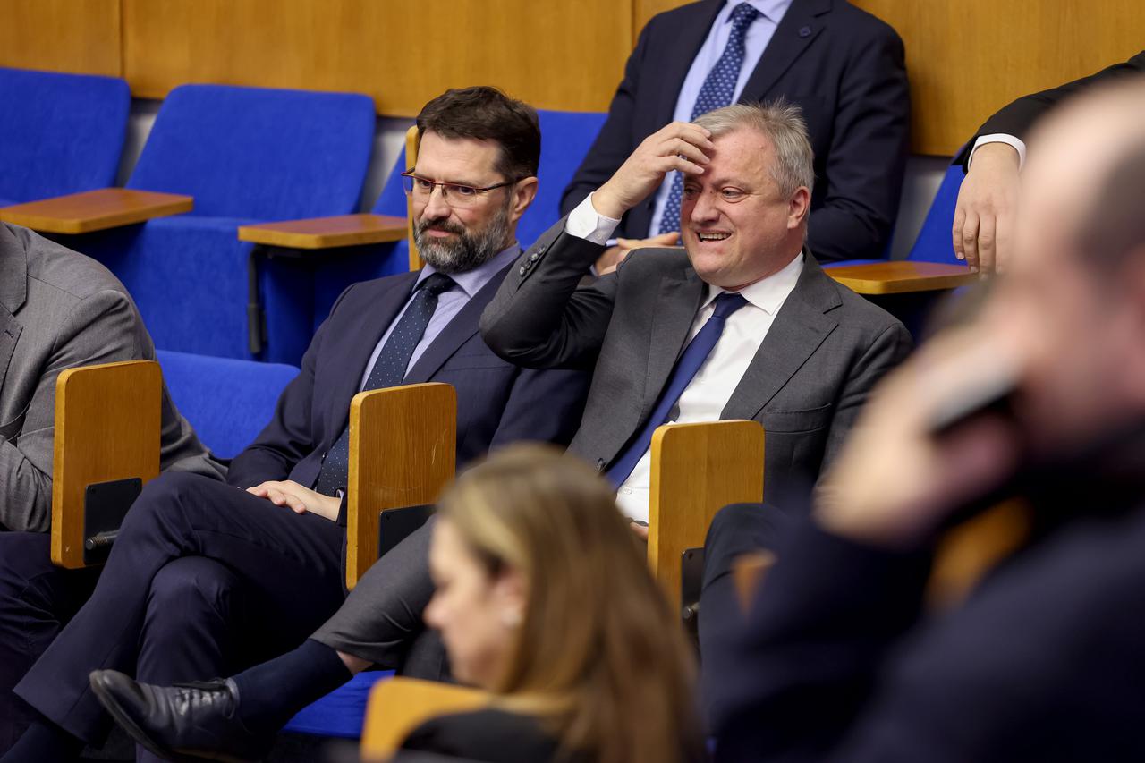 ROMANIA-BUCHAREST-PRESIDENT-RESIGNATION