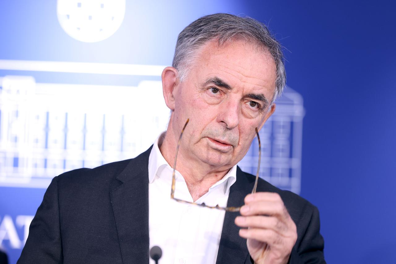 Zagreb: Anja Šimpraga i Milorad Pupovac o temi: "Dosta je vjetroelektrana u Gračacu"
