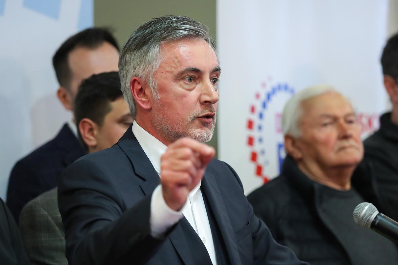 Osnivačka skupština stranke Miroslava Škore - Domovinski pokret