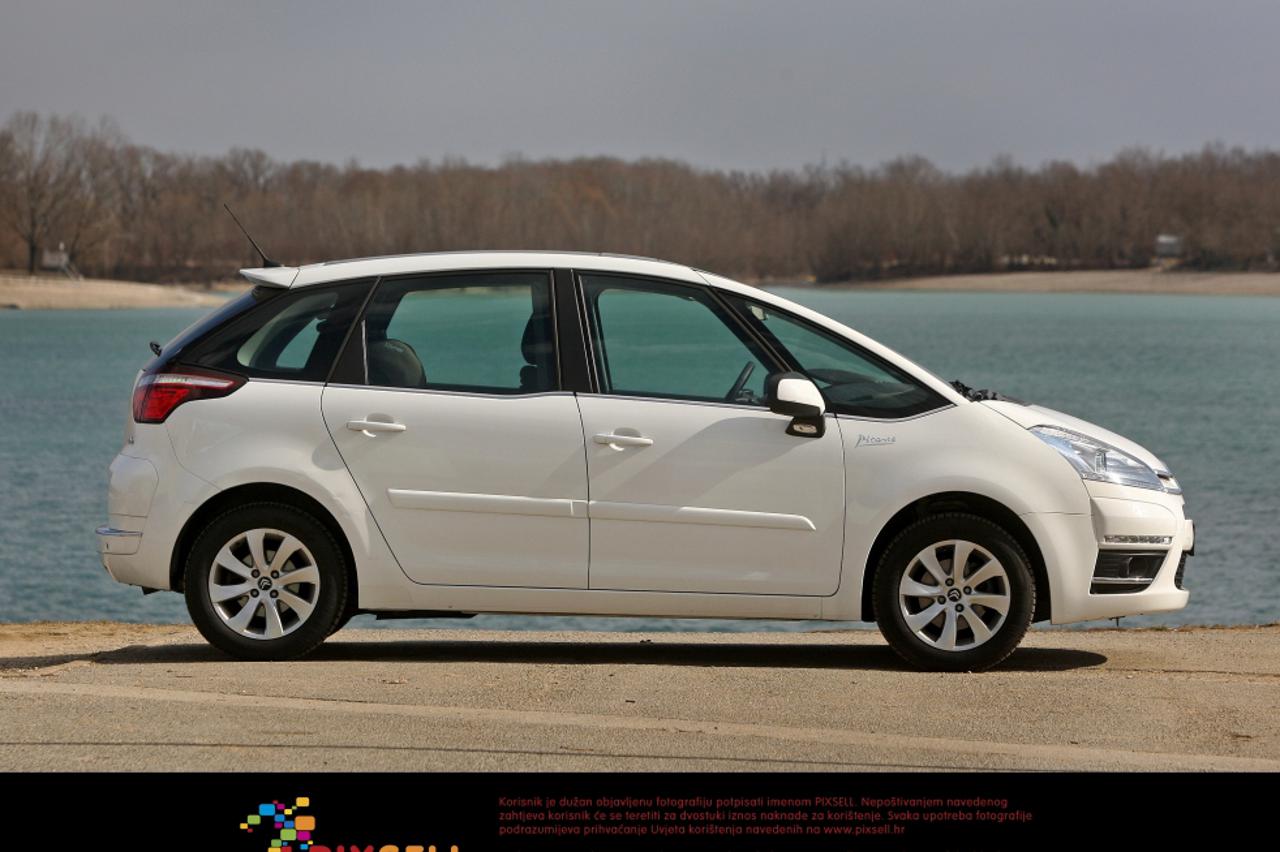 citroen c4 picasso (1)