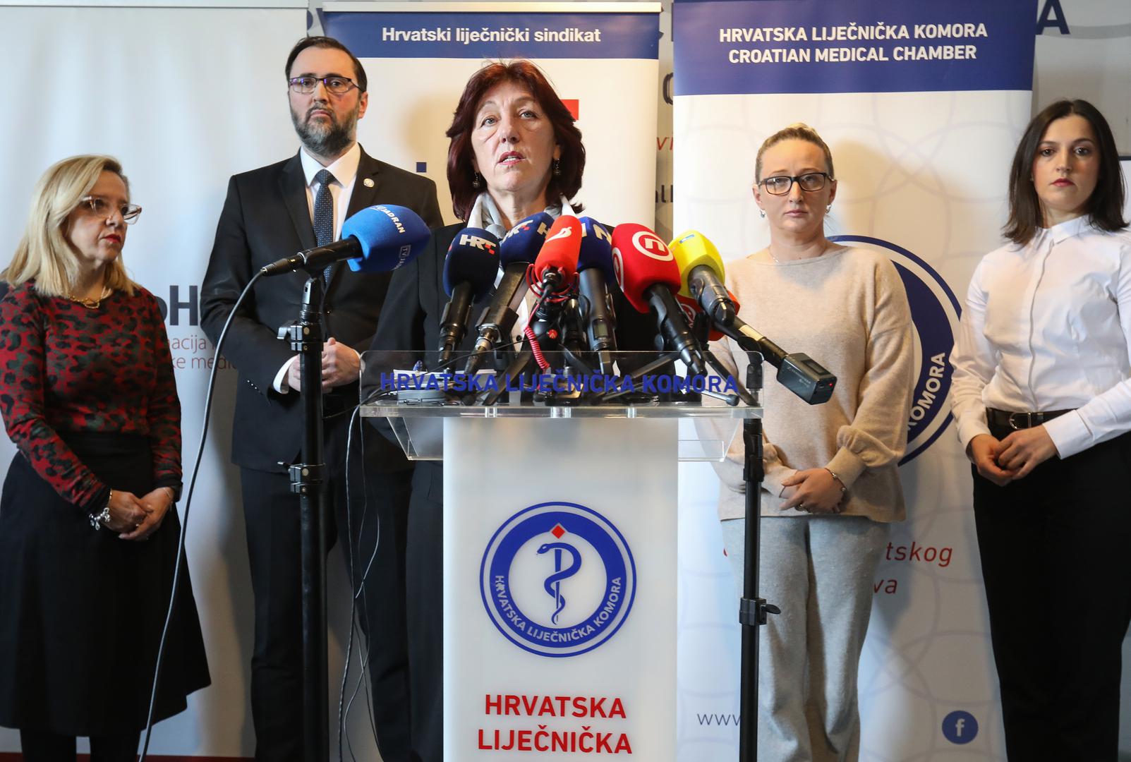 13.02.2023., Zagreb - Hrvatski llijecnicki sindikat, Hrvatska llijecnicka komora, Hrvatska udruga bolnickih lijecnika, Koordinacija hrvatske obiteljske medicine i Inicijativa mladih lijecnika organizirali su konferenciju za medije zbog opceg nezadovoljstva lijecnika stanjem u hrvatskom zdravstvu. predsjednica Hrvatskog lijecnickog sindikata Renata Culinovic Photo: Robert Anic/PIXSELL