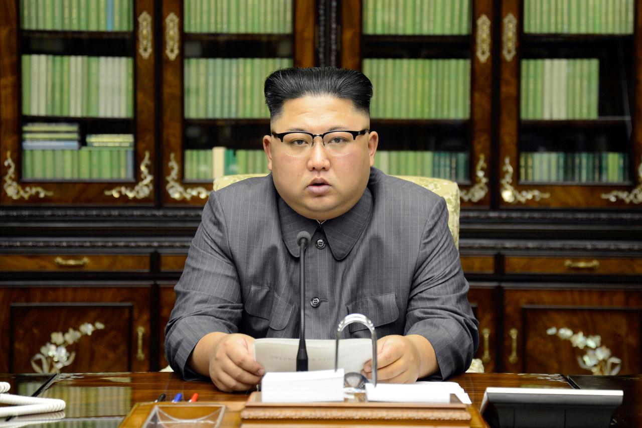 Kim Jong UN