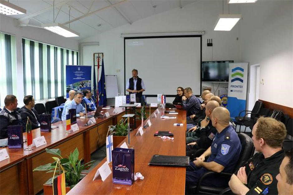 Započela obuka policijskih službenika za potporu Frontexu