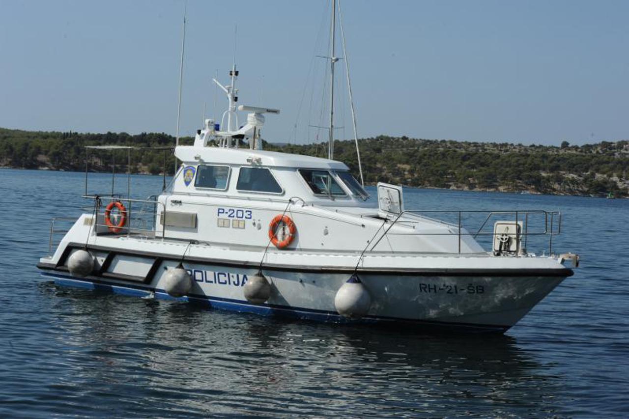 pomorska policija