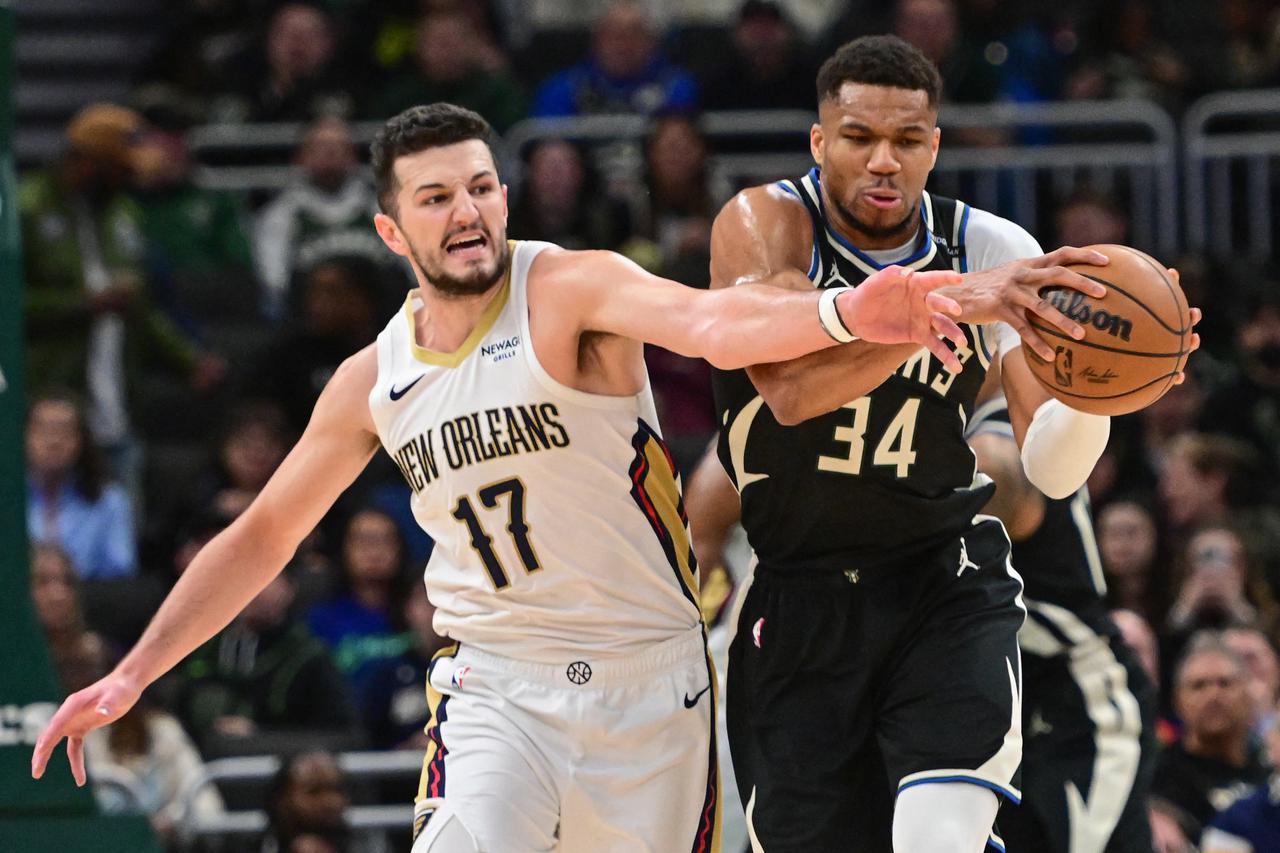 NBA: New Orleans Pelicans at Milwaukee Bucks