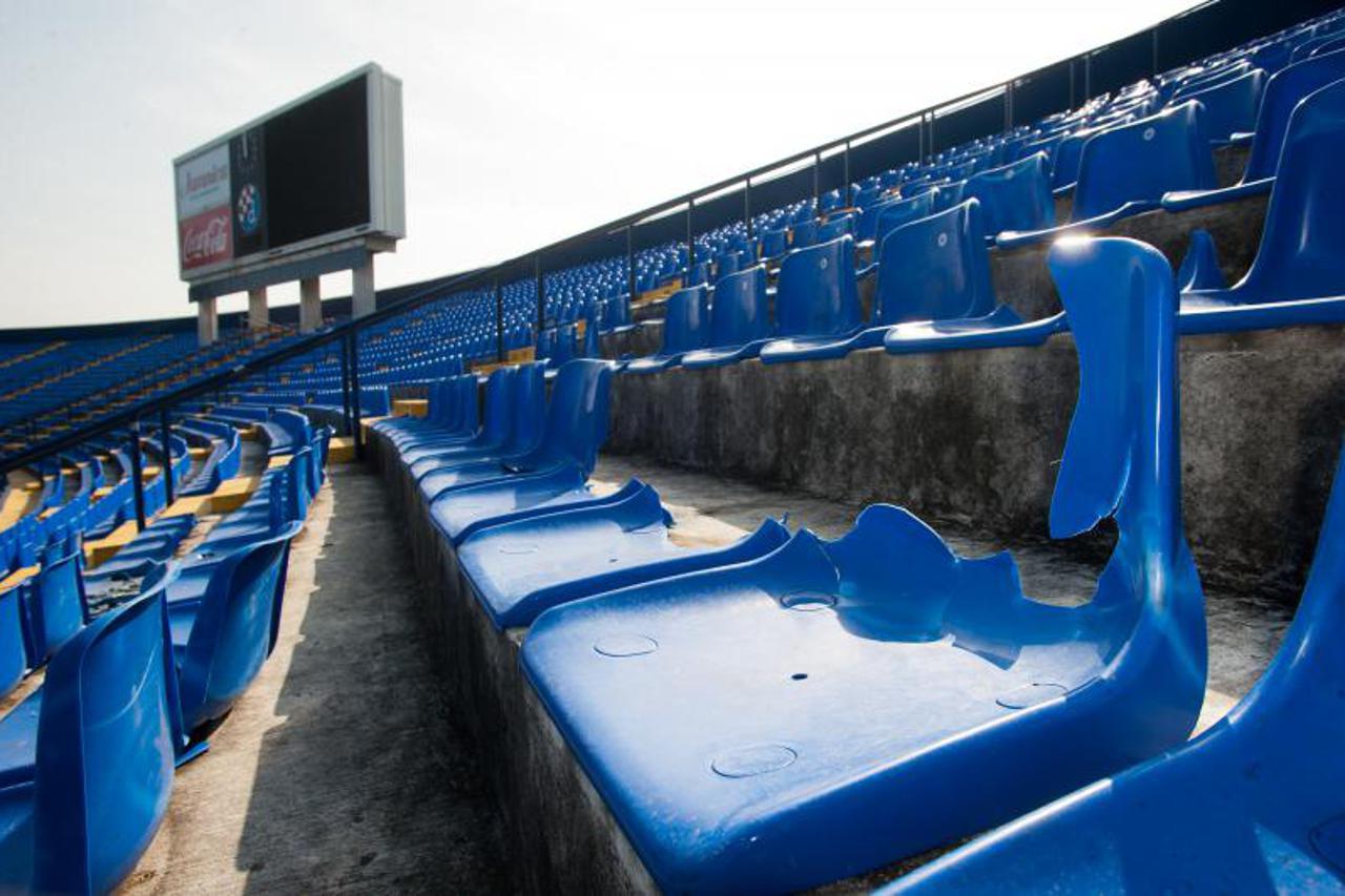 Maksimir uništene sjedalice (1)