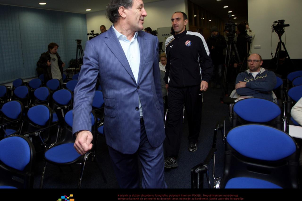 \'02.12.2011., Zagreb, Maksimir - Konferencija za novinare Zdravka Mamica i Krunoslava Jurcica u GNK Dinamo.Photo: Igor Kralj/PIXSELL\'