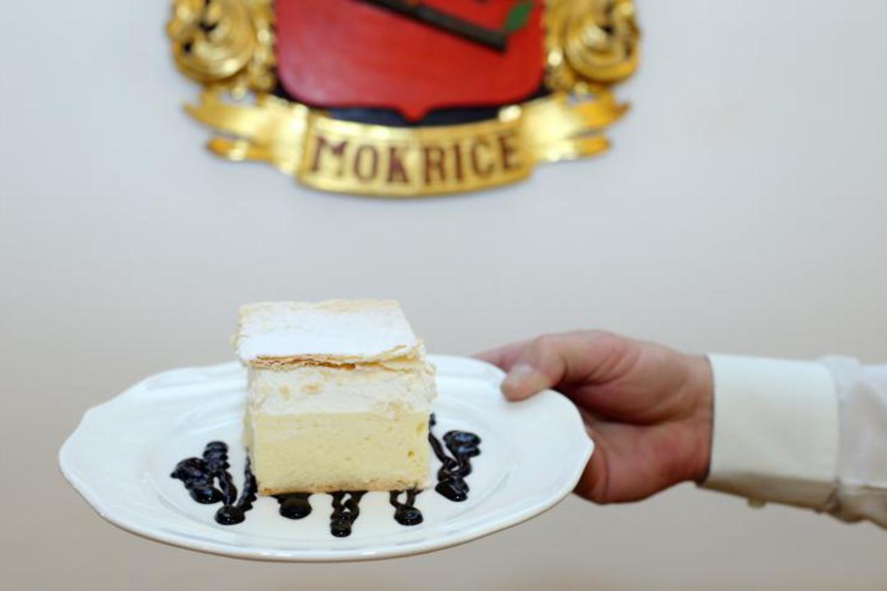 kremšnite Mokrice (1)