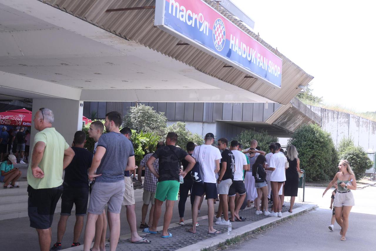 Split: Velik interes navijača za prvu ovosezonsku utakmicu na Poljudu
