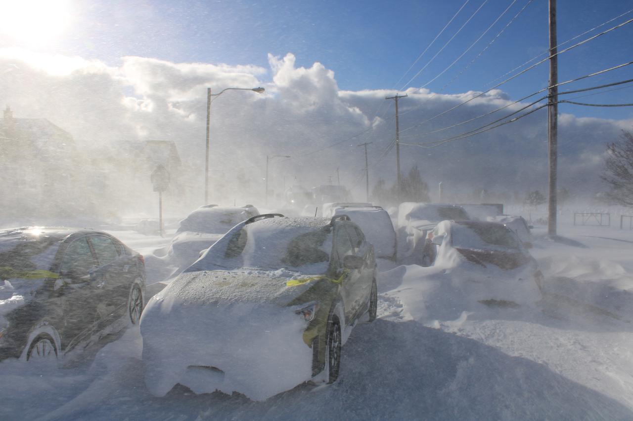Winter storm hits Buffalo, New York