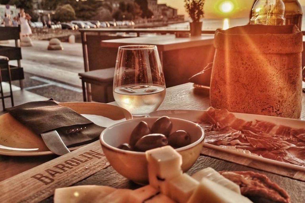 Cheese & wine bar Barolin