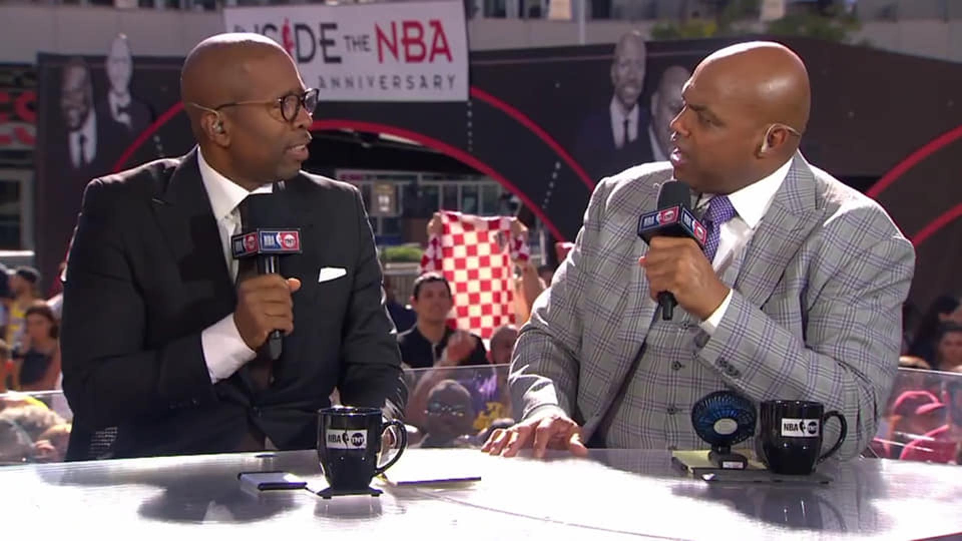 Novu NBA sezonu otvorio je gradski derbi između košarkaša Lakersa i Clippersa