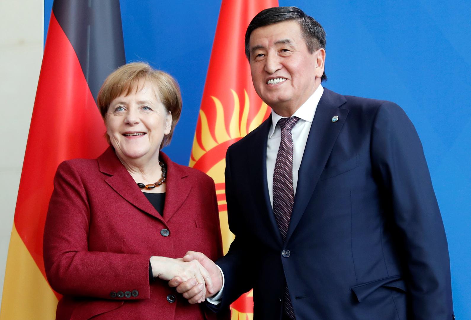 Merkel, koja se lani usprotivila razmjeni teritorija, najavila je male korake na dugom putu