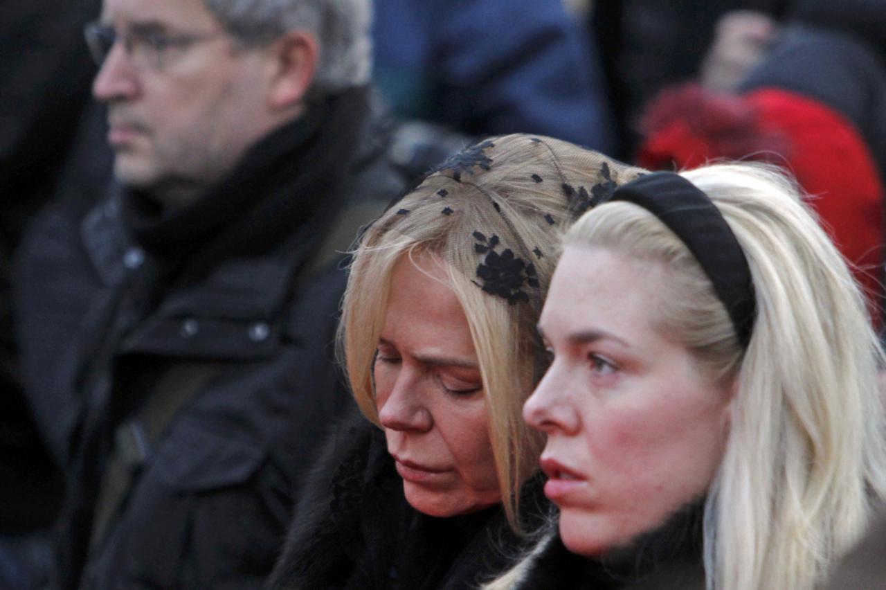 sprovod, prag, dagmar havlová (1)