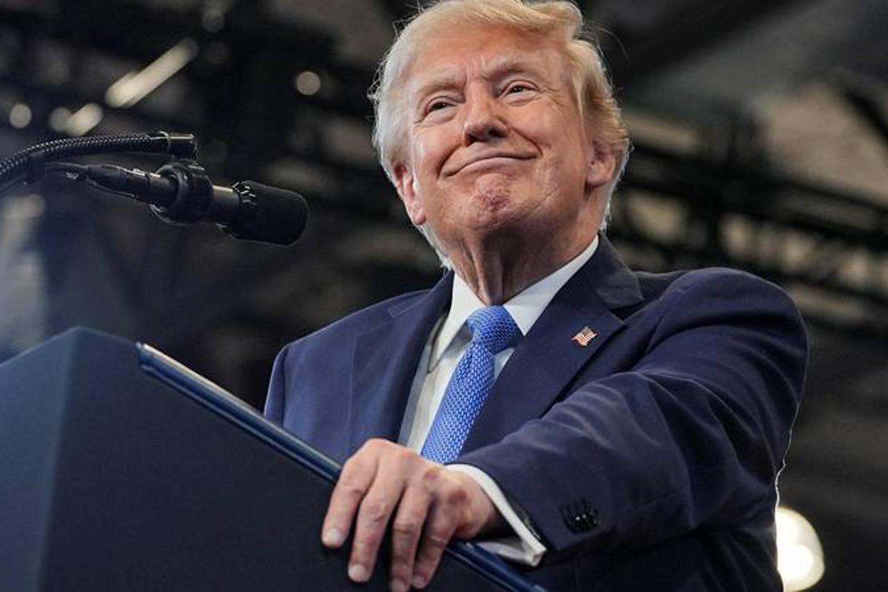 Feed/24Sata/2026-37/2026-08-14T201626Z-954804708-Rc2Kymajjp6G-Rtrmadp-3-Usa-Trump.Jpg