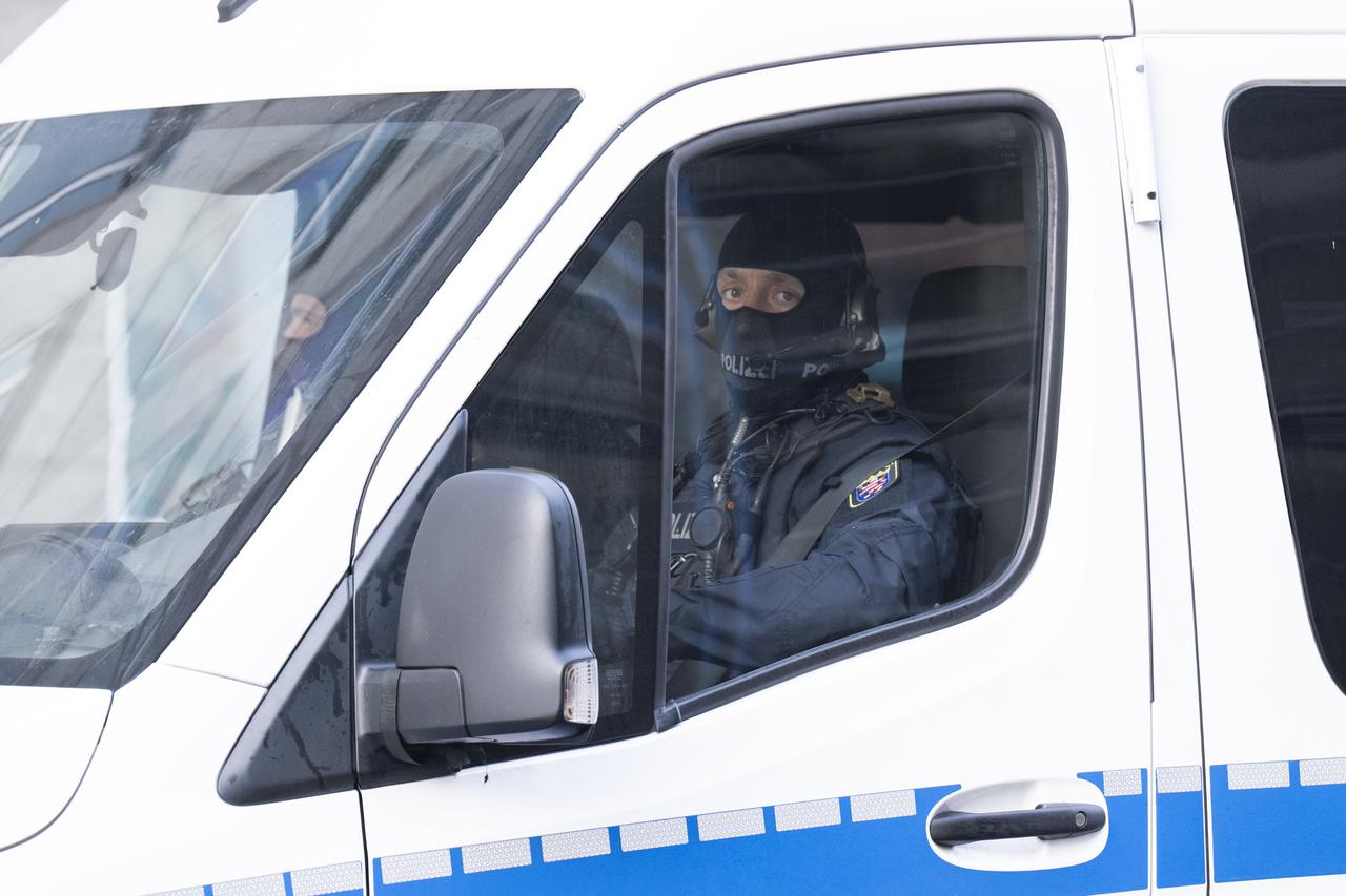 Trial against suspected Russian spies