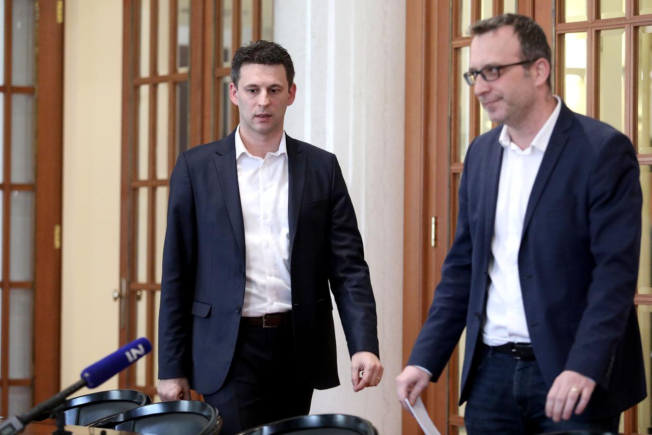 MOST govorio o Reformi školstva koja se ne može prelamati preko leđa nastavnika