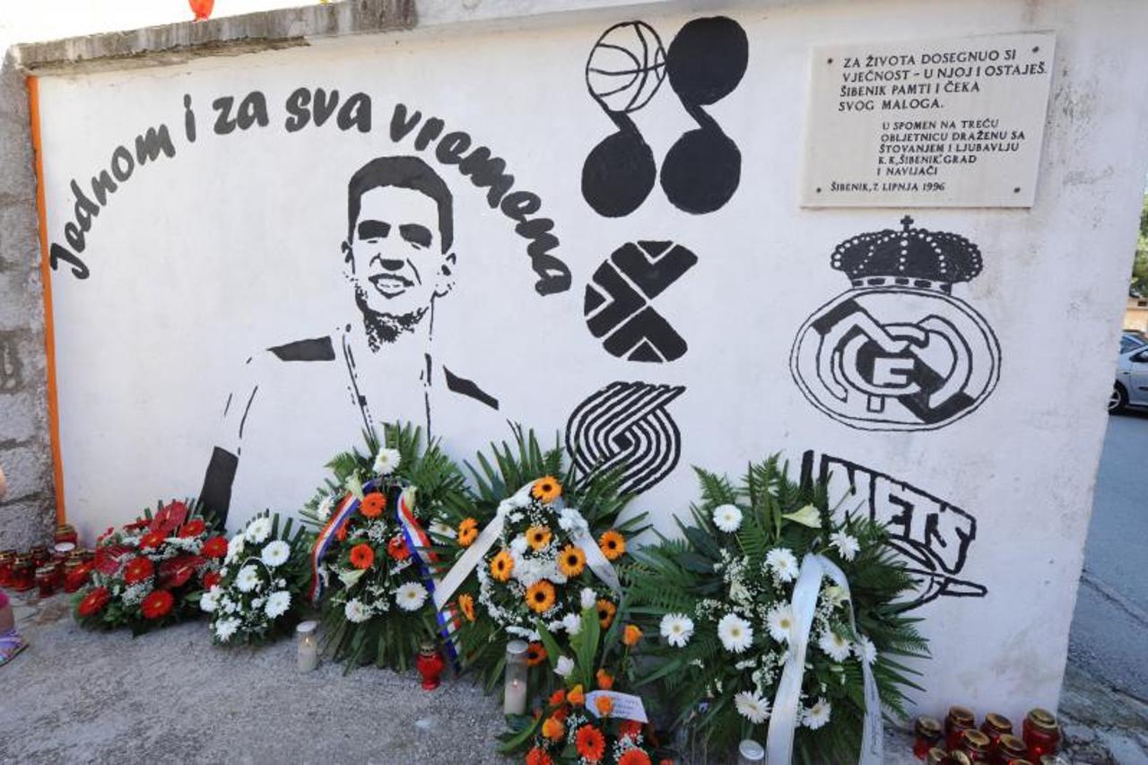Dražen Petrović