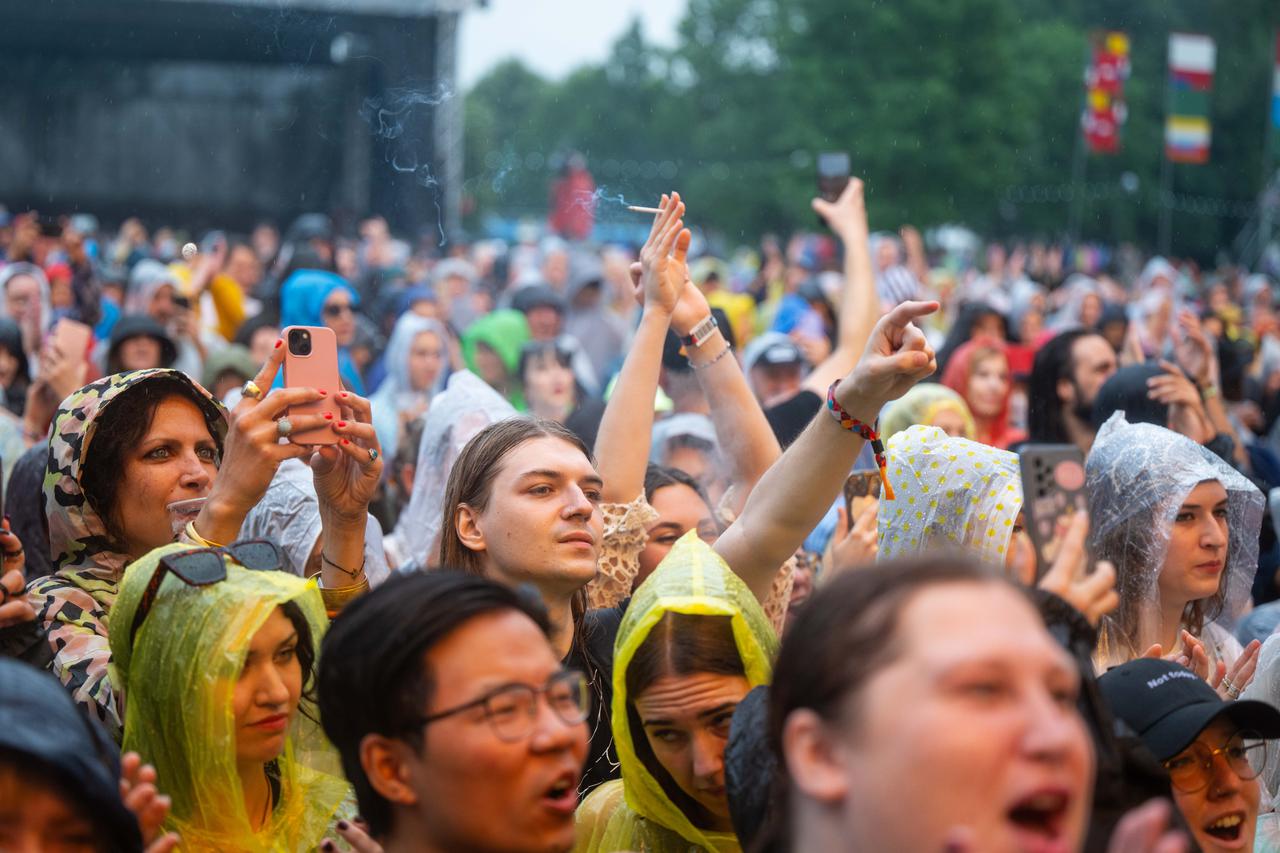 Zagreb: Keanu Reeves sa svojom grupom Dogstar nastupio na INmusic festivalu