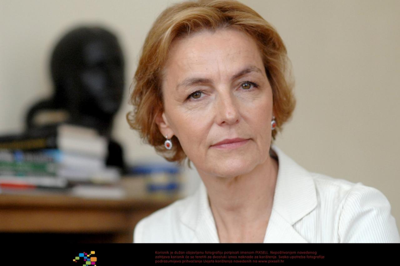 \'pusic01_pxl_unu_230311\'