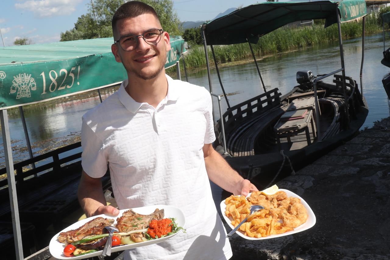 Turistička patrola u Metkoviću