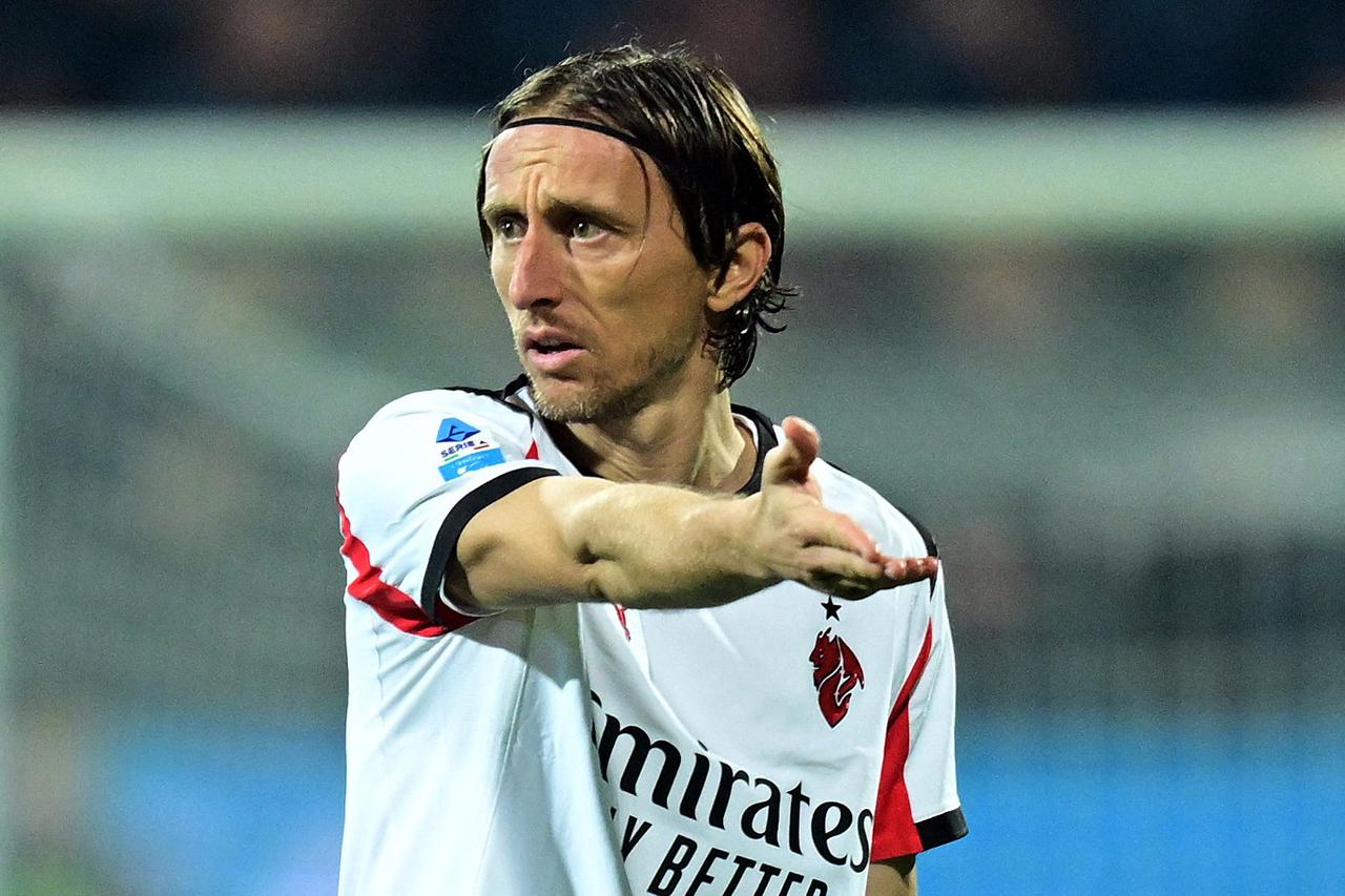 Serie A - Cagliari v AC Milan