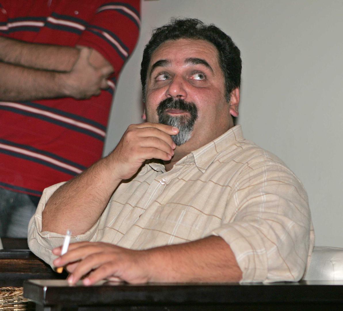 Željko Pervan (1962.), sinonim za britki humor, imao je netipičan put. Djetinjstvo u Dubravi proveo je kao povučen mladić uz knjige. 