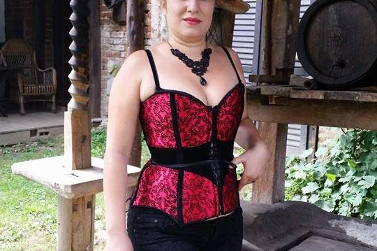 emanuela Betlehem Lončarić