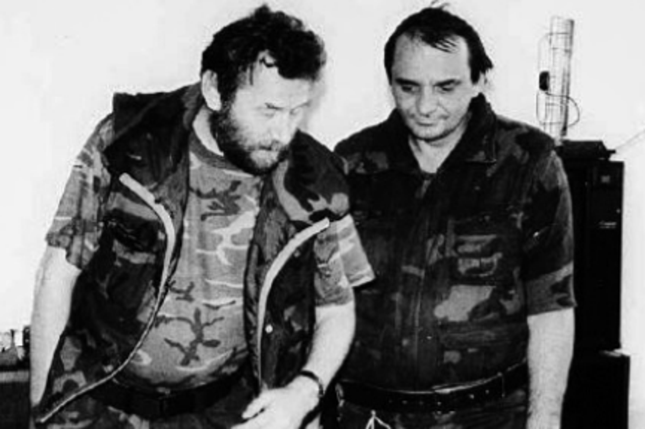 Na čelu grupe protiv Tuđmana, pisalo je u sigurnosnom izvještaju iza kojeg je stajao Boljkovac, bili su Šeks i Glavaš