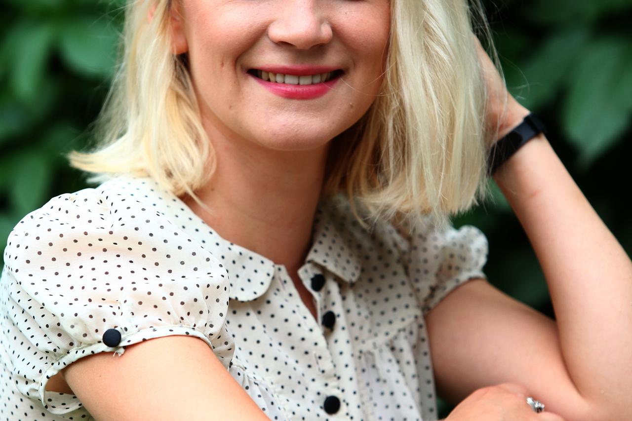 Anici Tomić ovo je već 18, profesionalni projekt kojeg radi s dramaturginjom Jelenom Kovačić  